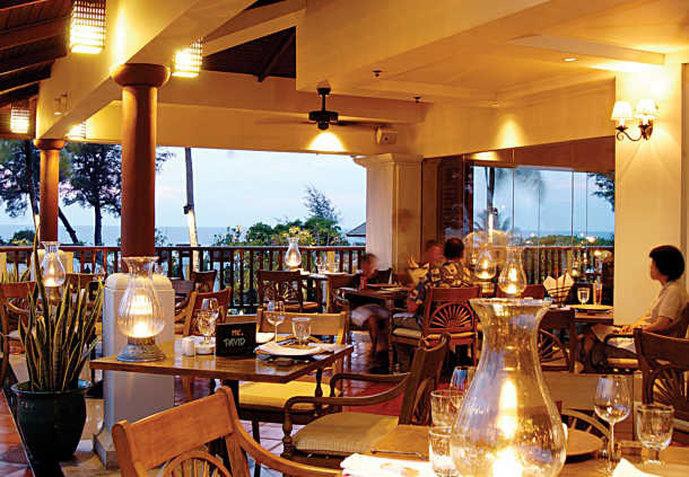 Marriott Phuket Beach Club 5*