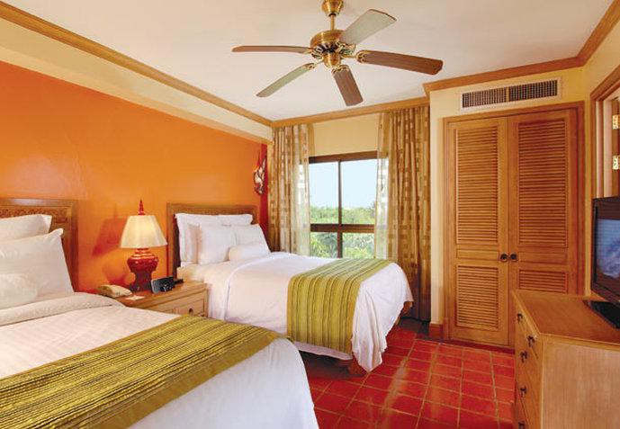 Marriott Phuket Beach Club 5*
