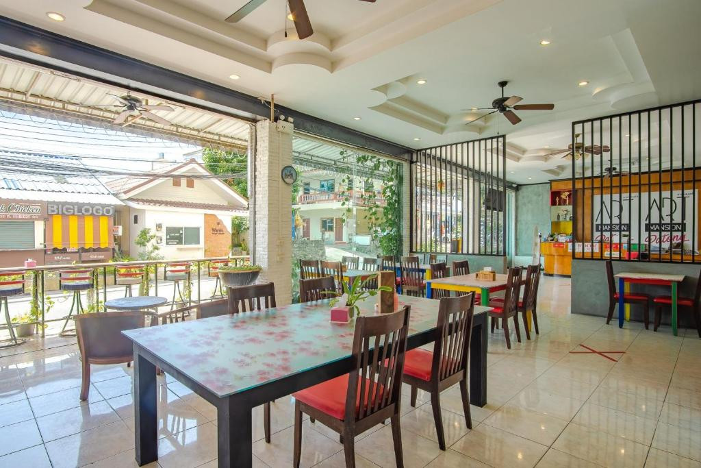 Art Mansion (Ex. Maya Patong Residence) 3*