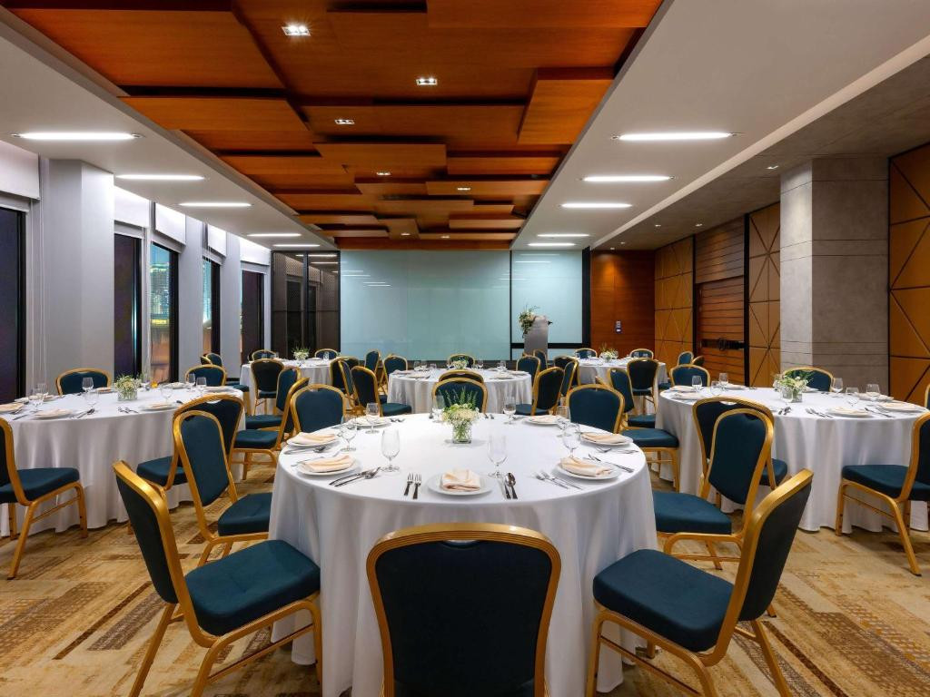 Mercure Bangkok Makkasan 4*