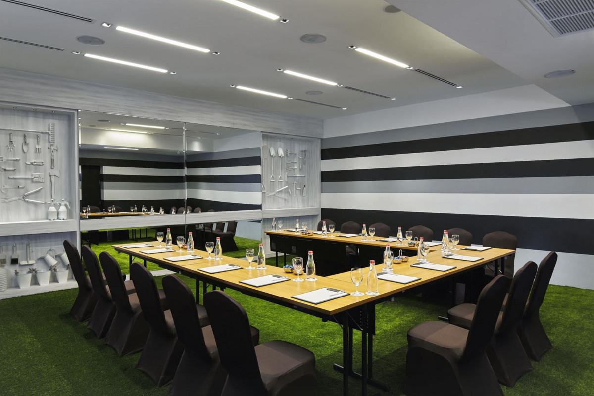 Movenpick Hotel Sukhumvit 15 Bangkok 5*