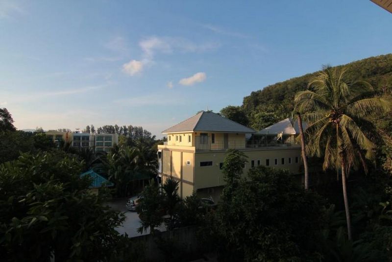 Naka Resort 3*