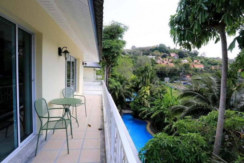 Naka Resort 3*