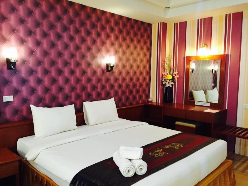 Natural Samui Hotel 2*