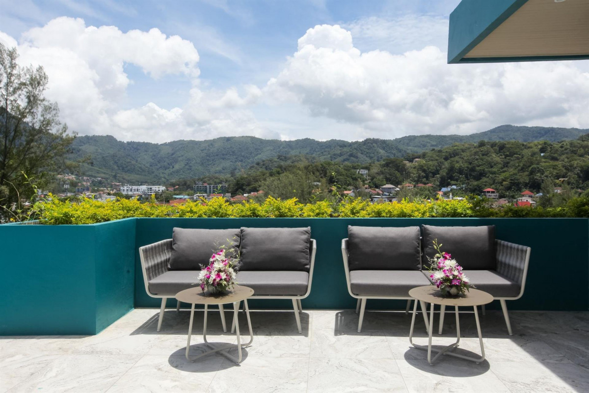 Oceana Resort Phuket 5*