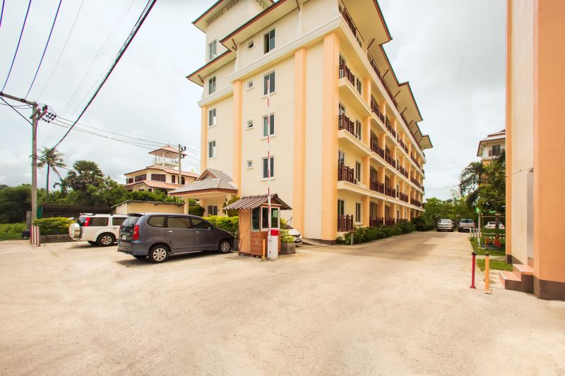 Palm Breeze Resort 3*