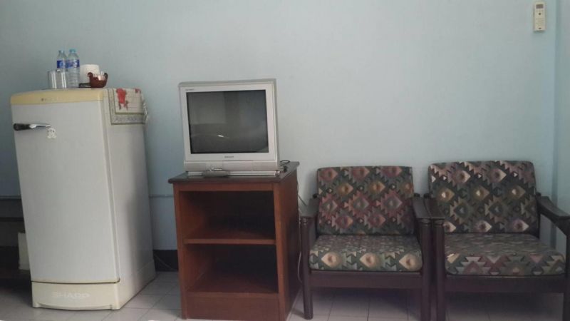 Patong Deli 3*