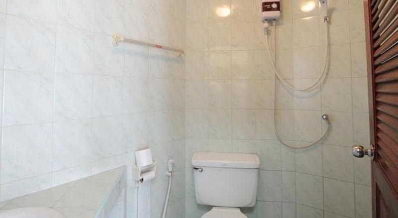 Marina Inn Pattaya 2*