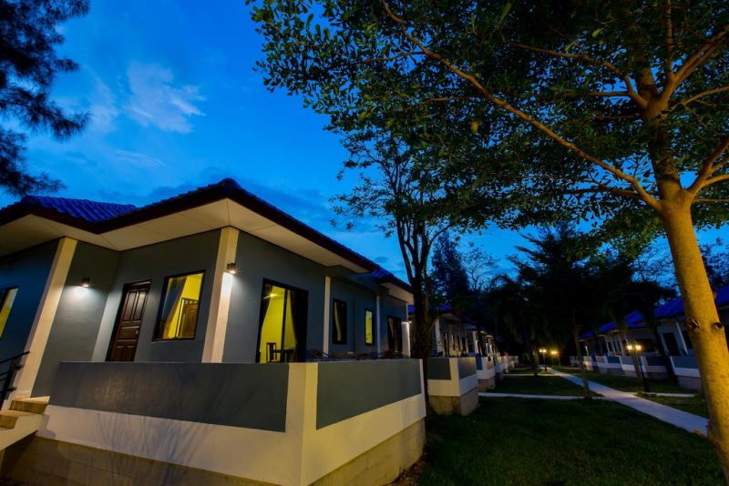 Praewa Villas Naiyang 4*