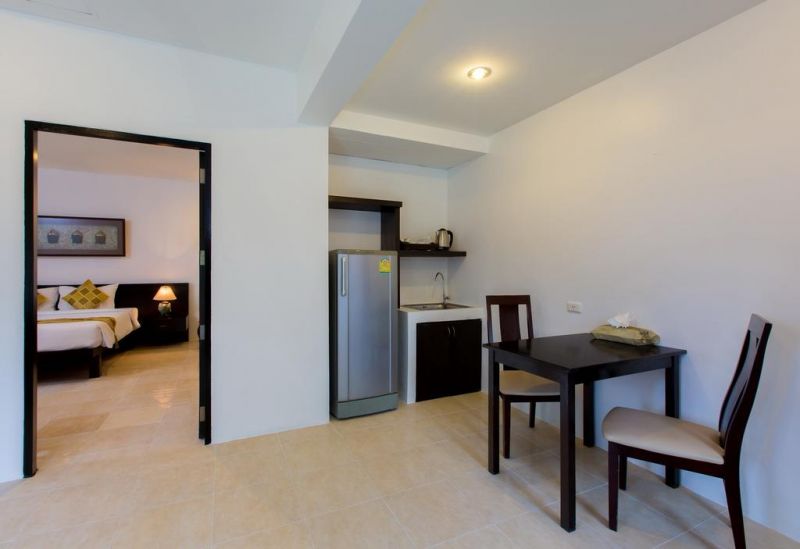 Praewa Villas Naiyang 4*