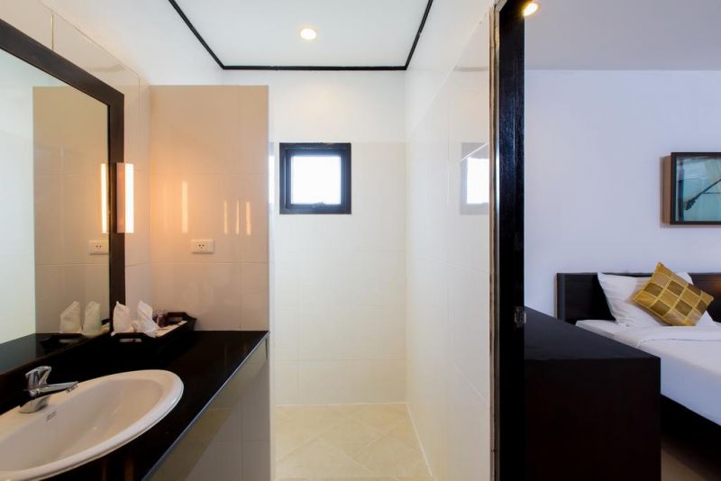 Praewa Villas Naiyang 4*
