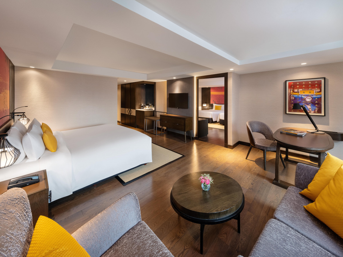 Mercure Bangkok Sukhumvit 11 (Ex. President Palace Hotel) 4*