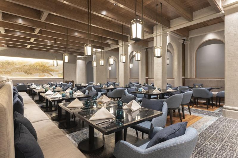 Ramada Plaza By Wyndham Chao Fah 4*