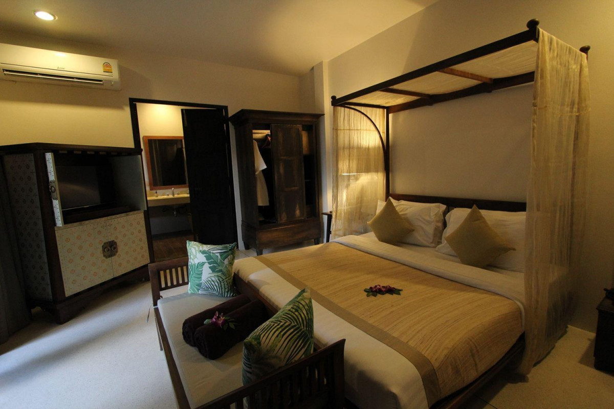 Saree Samui 4*