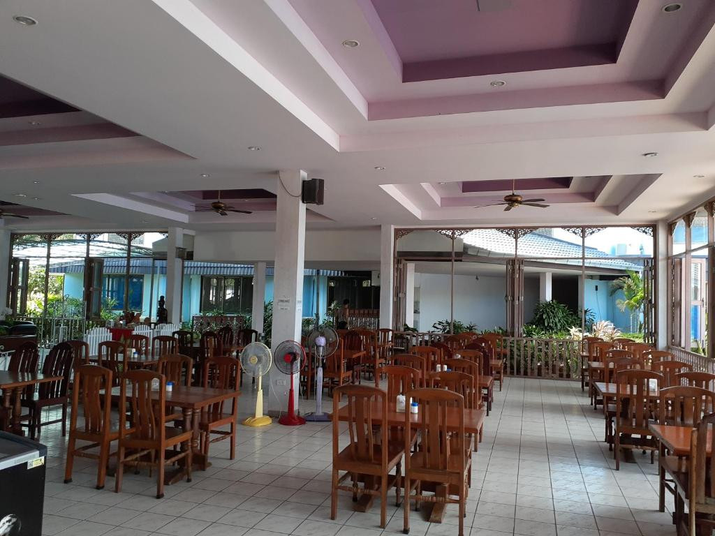Silver Sand Villa 3*