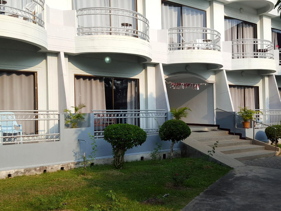 Silver Sand Villa 3*