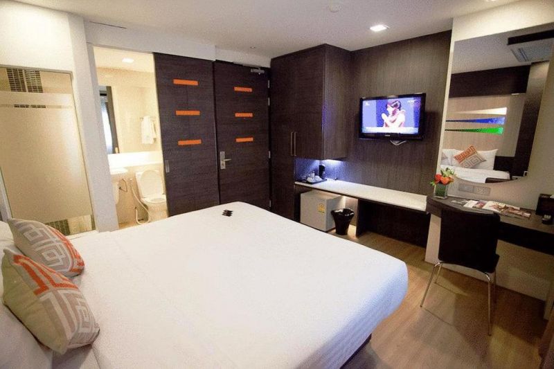 Studio Sukhumvit 11 Hotel 3*