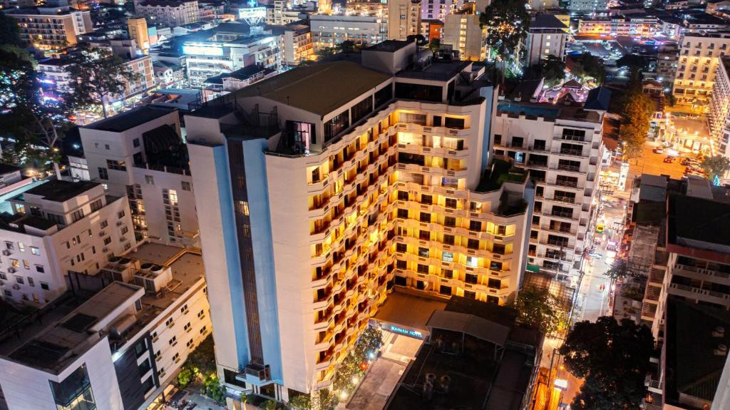 Sunbeam Hotel Pattaya (Ex. Eastin Hotel Pattaya) 4*