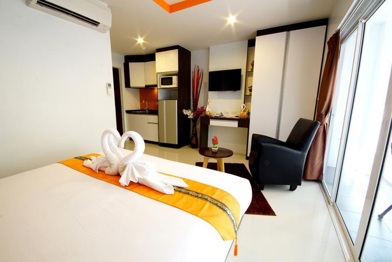 Sunset Apartments 3*