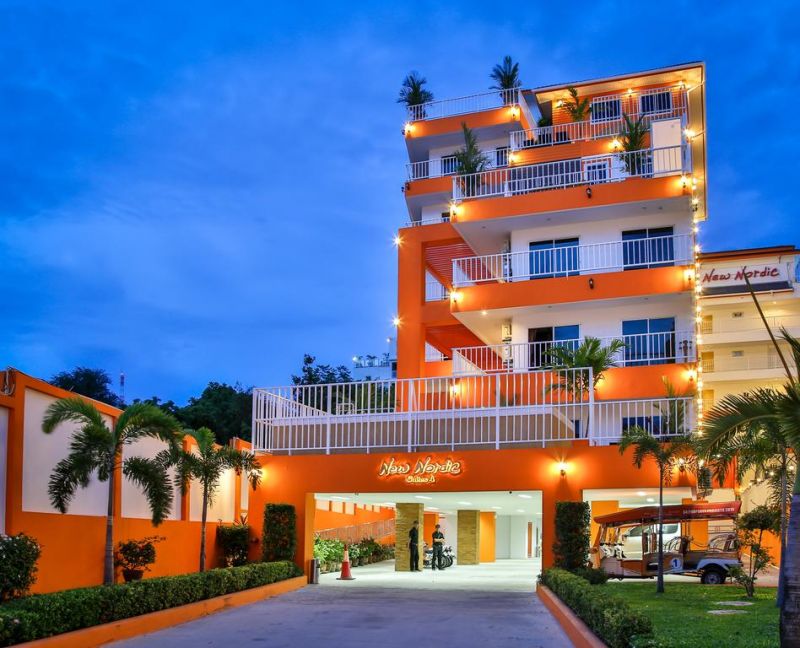 Sunset Apartments 3*