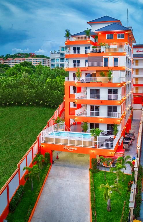 Sunset Apartments 3*