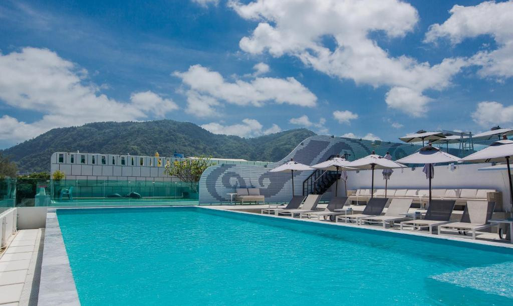 The Bloc Hotel 4*