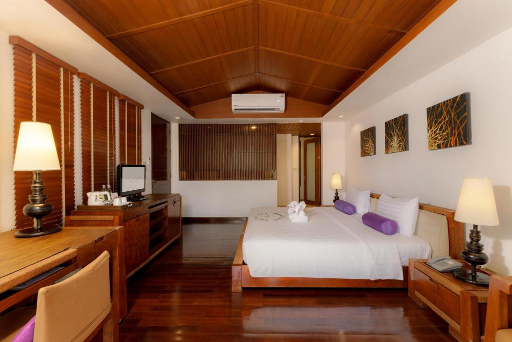 The Sarann 4*
