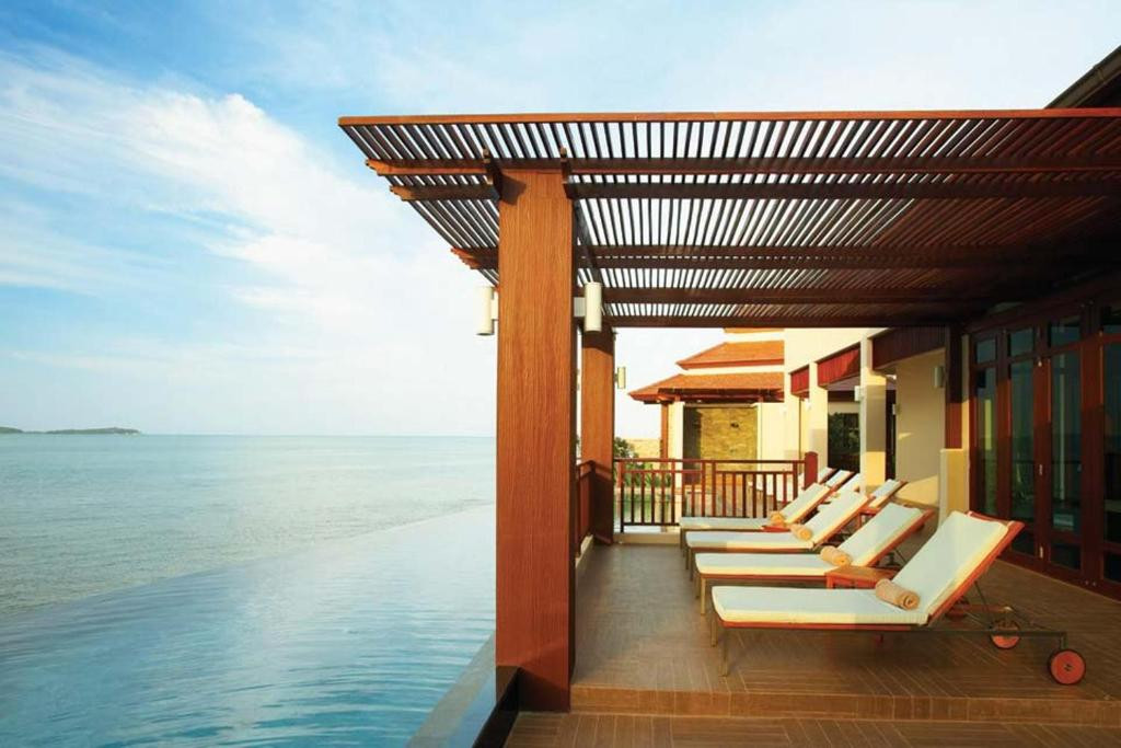 The Sarann 4*