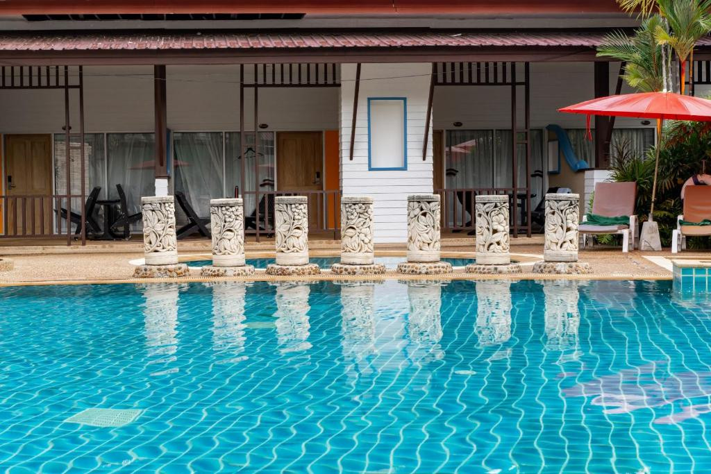 Timber House Ao Nang 3*