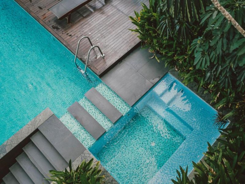 Urbana Langsuan 5*