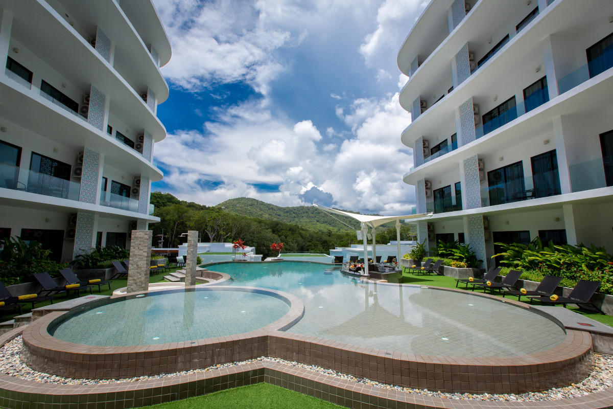 Utopia Naiharn 4*