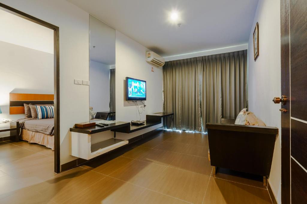Vogue Pattaya Hotel 3*
