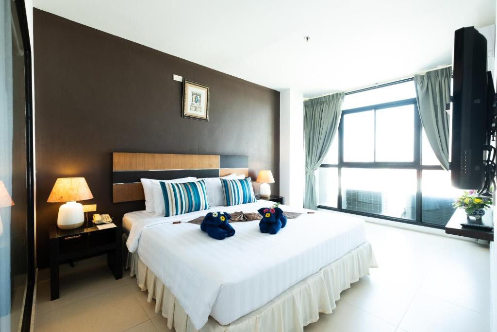 Vogue Pattaya Hotel 3*