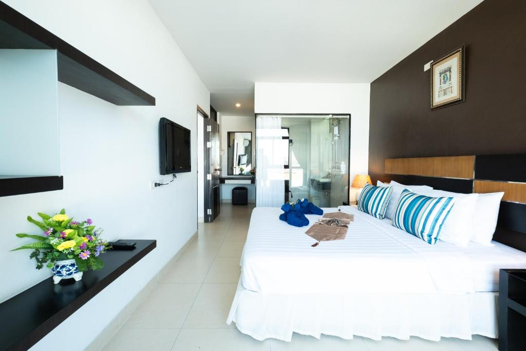 Vogue Pattaya Hotel 3*