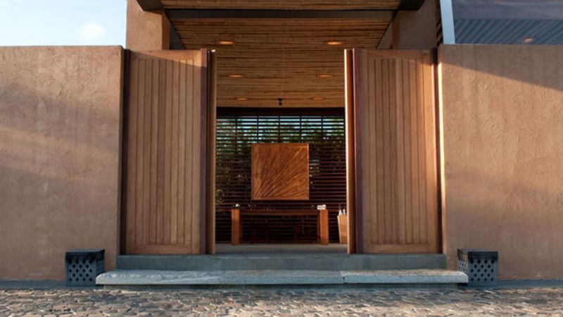 Wanakarn Beach Resort & Spa 5*