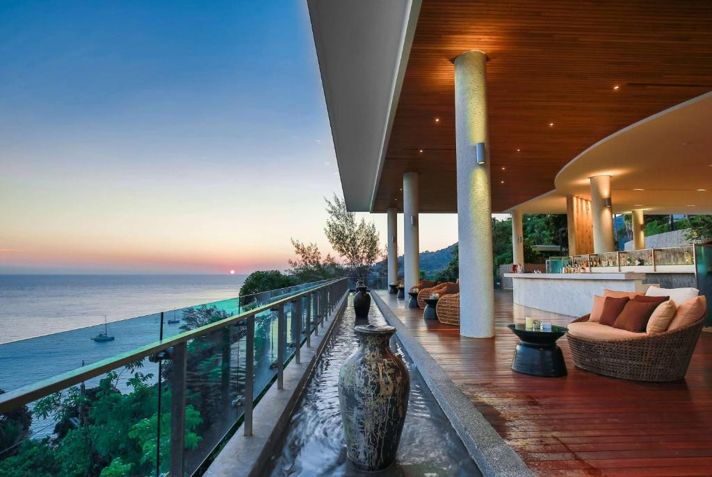 Wyndham Grand Phuket Kalim Bay 5*