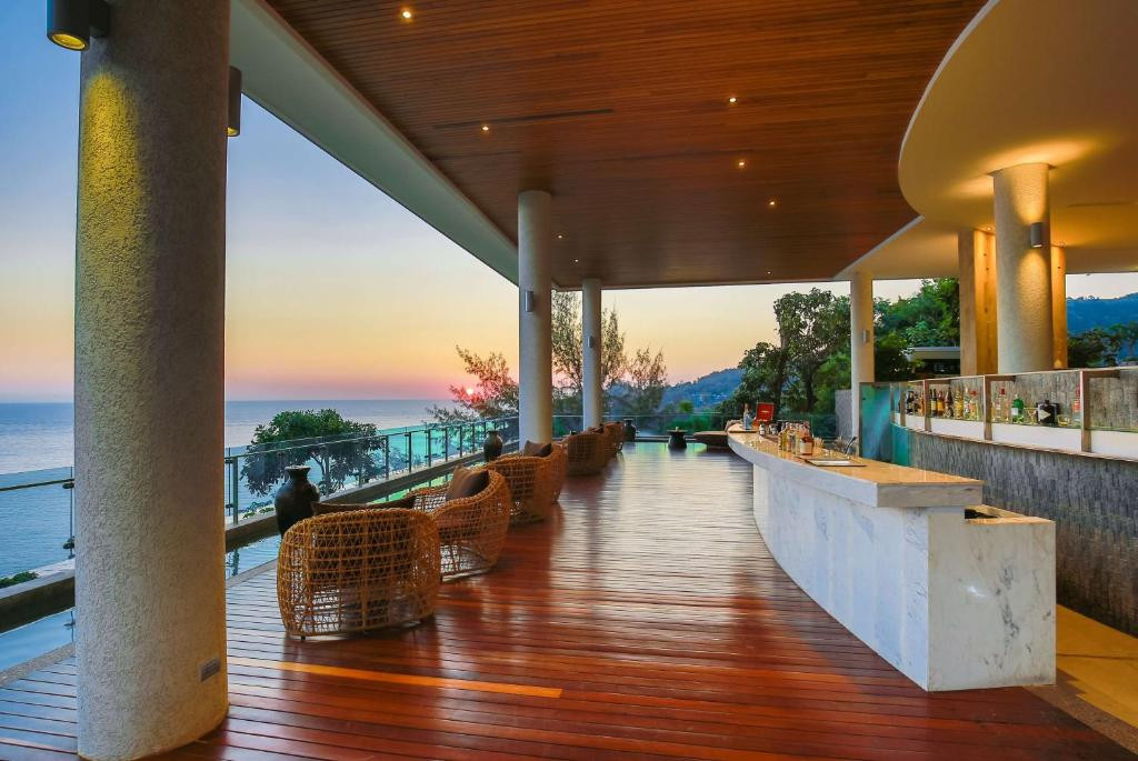 Wyndham Grand Phuket Kalim Bay 5*