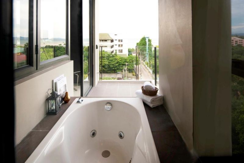 Seaphere Pattaya Hotel (Ex. Cross Vibe Pattaya Seaphere) 4*