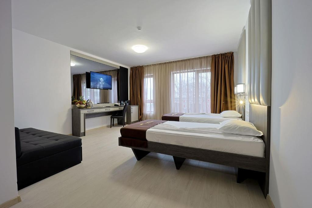Prestige Hotel & Aquapark (Ex. Golden Yavor) 4*