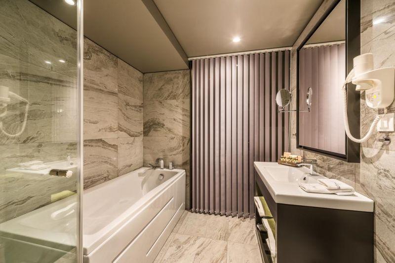 All Seasons Residence Hotel 5*
