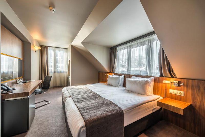 All Seasons Residence Hotel 5*