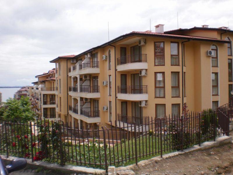 Aqua Dreams Apt 3*