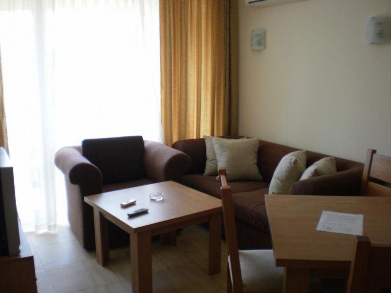 Aqua Dreams Apt 3*