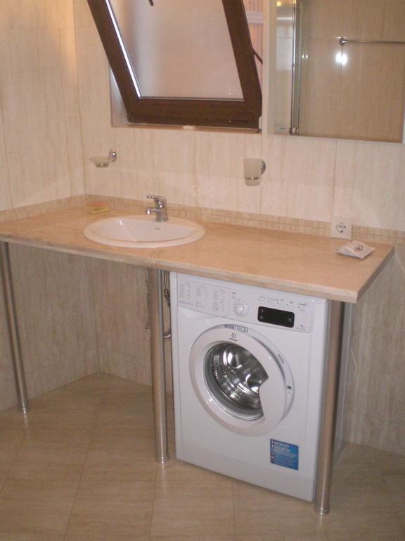 Argo Apt 3*