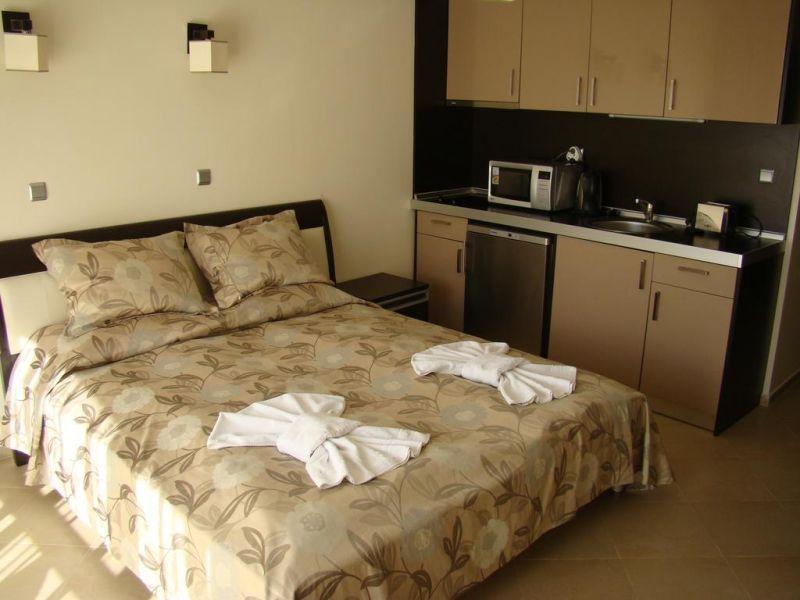 Argo Apt 3*