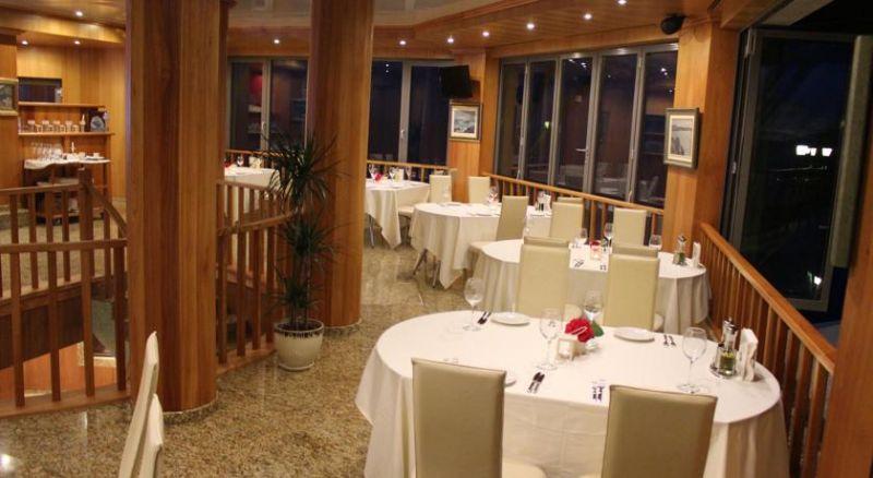 Art Complex Anel 3*