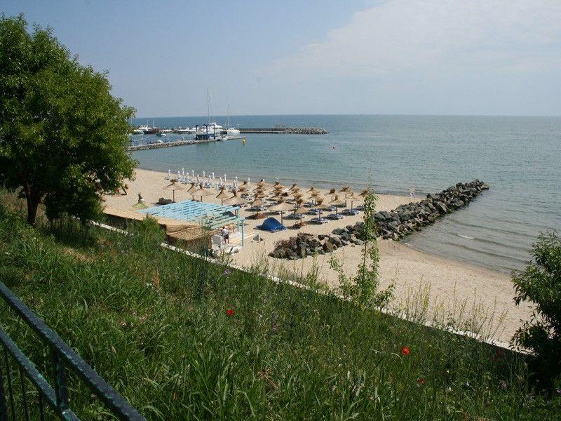 Bademite Apt 3*
