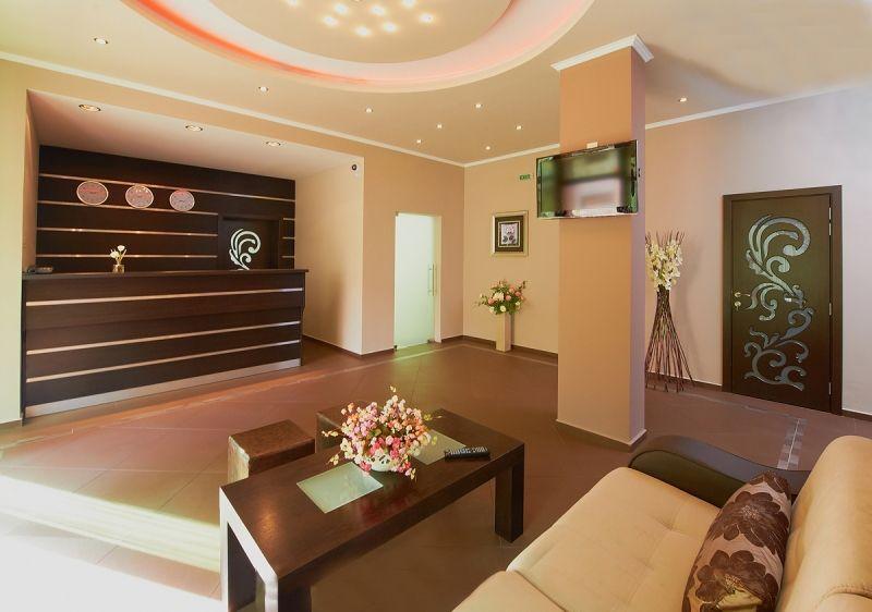Central Plaza Pomorie 3*