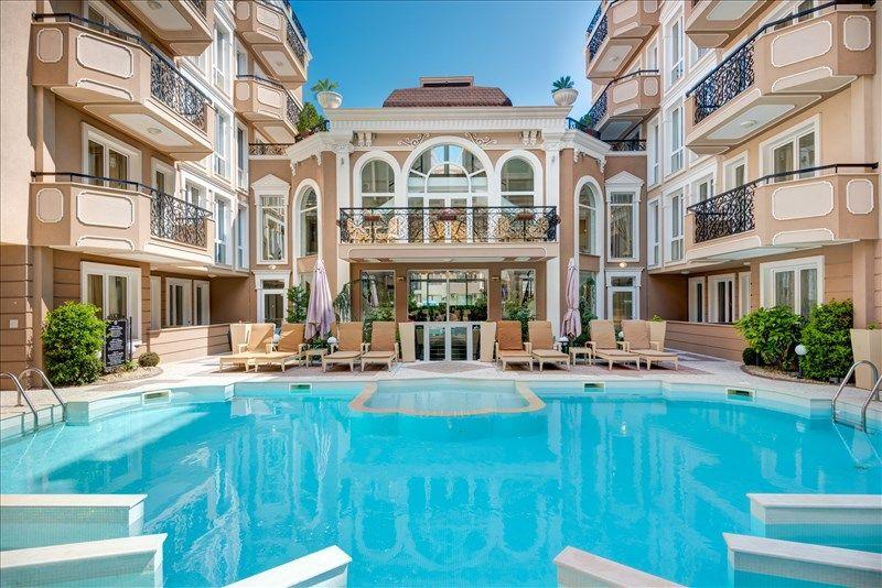 Dawn Park Deluxe 3*