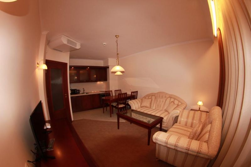 Down Town Apt 3*